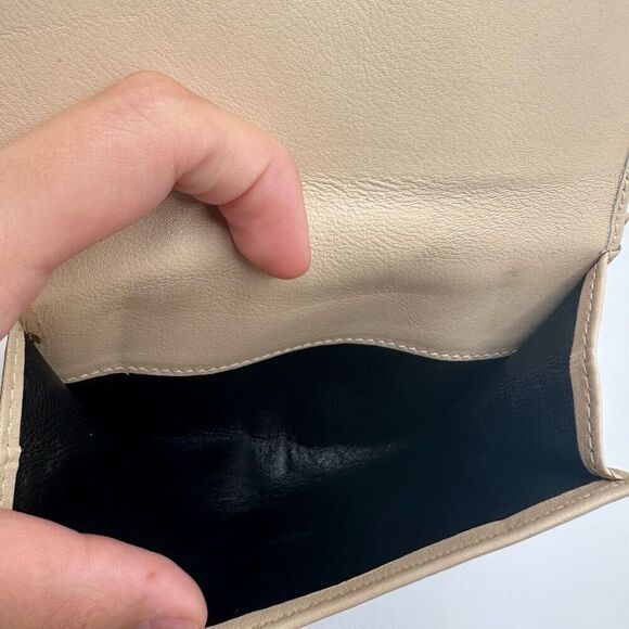 Gucci Compact Leather Wallet Beige Neutral - Picture 6 of 16